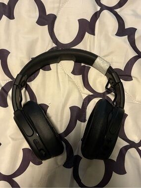 Skullcandy Wireless Bluetooth Headphones Black Over-Ear